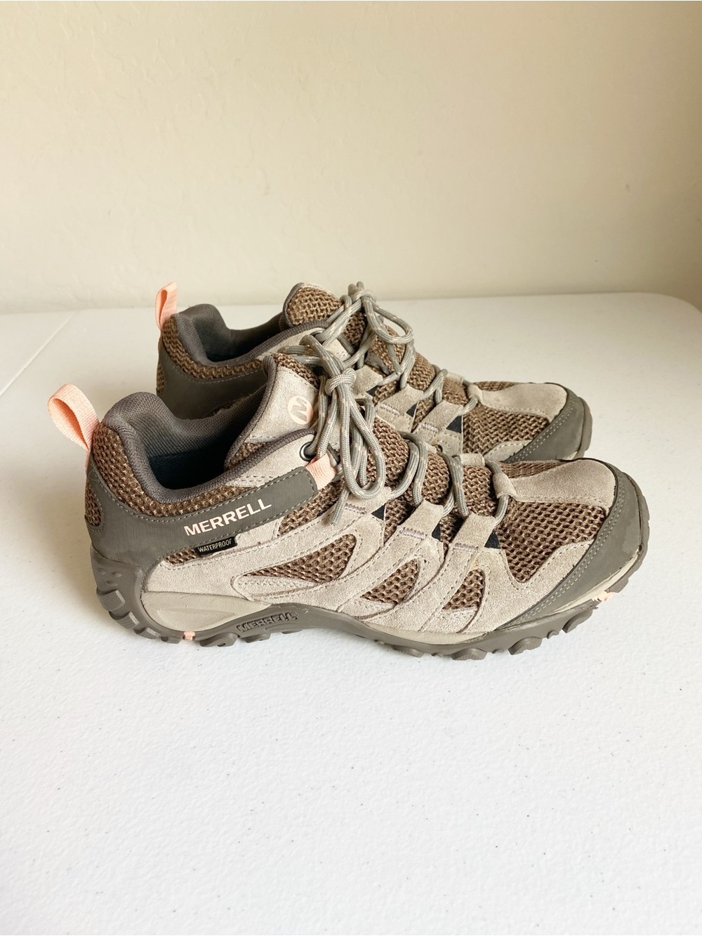Merrell Alverstone Waterproof Hiking Shoes Aluminum/Coral Size 7.5